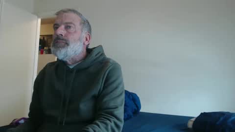 hairy man online show from February 2025 09:37:01 PM