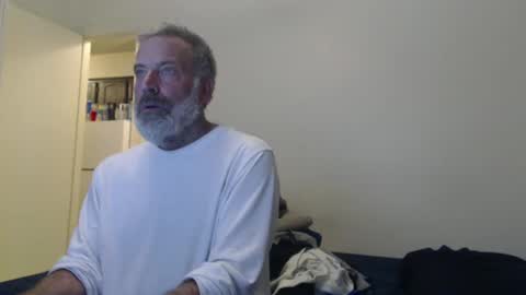 hairy man online show from February 2025 12:52:02 AM