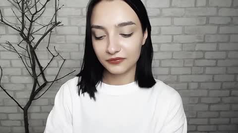 Ana online show from February 2025 04:14:01 PM