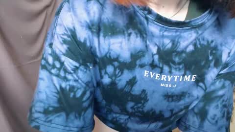 Snapshot of veryveryvery_shy chatting on February 2025 07:02:02 AM veryveryvery_shy online show from February 2025 07:02:02 AM