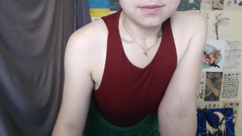 Snapshot of veryveryvery_shy chatting on September 2025 06:02:01 AM veryveryvery_shy online show from September 2025 06:02:01 AM