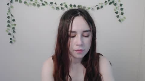 veryveryvery_shy online show from May 2026 05:38:02 AM