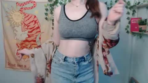 veryveryvery_shy online show from June 2026 05:39:01 AM