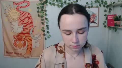 veryveryvery_shy online show from June 2026 05:34:02 AM