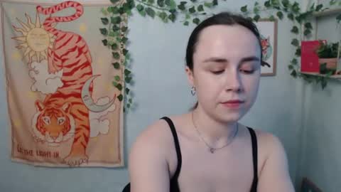 veryveryvery_shy online show from June 2026 05:50:02 AM