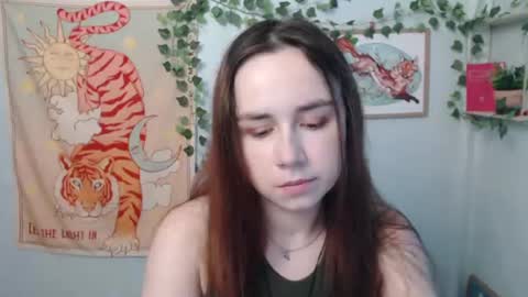 veryveryvery_shy online show from June 2026 05:35:02 AM