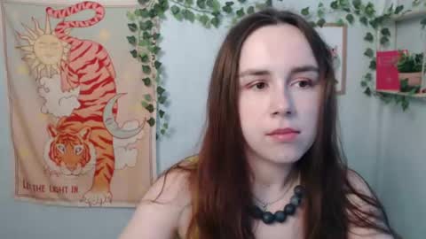 veryveryvery_shy online show from June 2026 05:41:02 AM