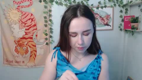 veryveryvery_shy online show from July 2026 05:47:01 AM