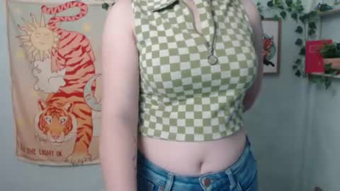veryveryvery_shy online show from July 2026 05:58:01 AM