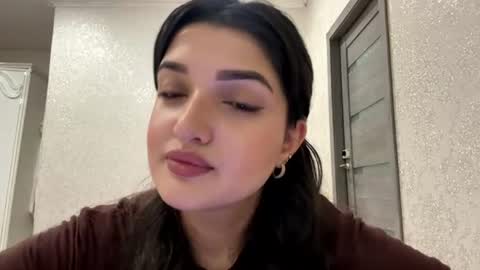 Izzabel online show from July 2026 04:47:02 PM