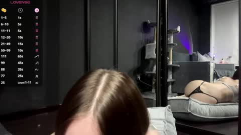 Esta online show from April 2026 08:57:02 PM