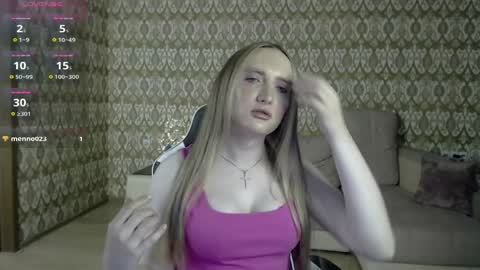 Snapshot of vi_luxxxy chatting on May 2026 02:06:02 AM vi_luxxxy online show from May 2026 02:06:02 AM
