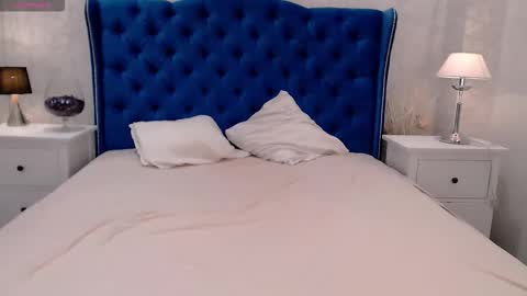 Via online show from October 2025 09:33:01 PM