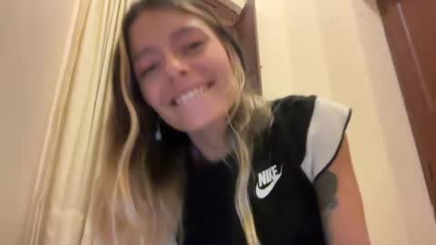 papichulo y mamichula online show from July 2026 02:05:17 AM