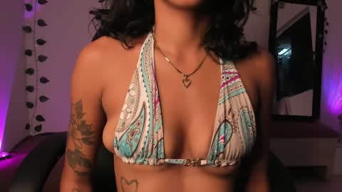 Vianka online show from January 2025 11:37:02 AM