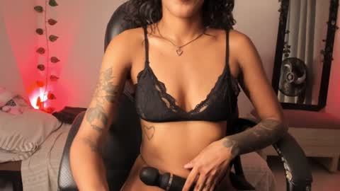 Vianka online show from January 2025 09:05:01 AM