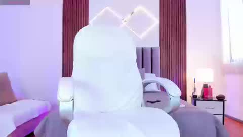 Snapshot of viannca__ chatting on September 2025 09:59:02 PM Ariana online show from September 2025 09:59:02 PM