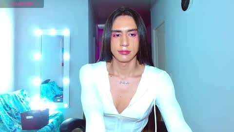 Snapshot of viannca__ chatting on November 2025 10:24:01 PM Ariana online show from November 2025 10:24:01 PM