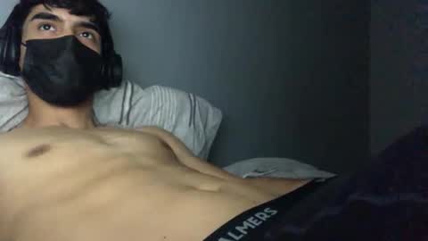 Snapshot of vicente24milf chatting on October 2025 04:51:02 PM vicente online show from October 2025 04:51:02 PM