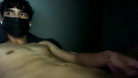 Snapshot of vicente24milf chatting on February 2026 04:27:01 AM vicente online show from February 2026 04:27:01 AM