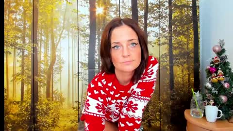 ViciousQueenu can call me Laura online show from December 2025 06:56:02 PM