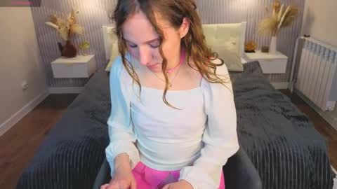 vicki_milles online show from May 2026 02:45:01 PM