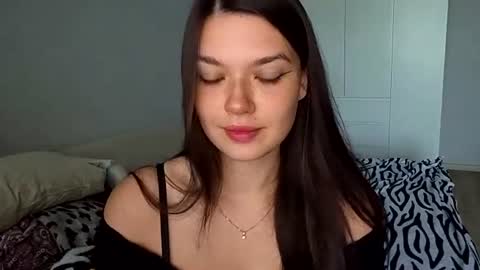 Lina online show from June 2026 05:38:02 AM