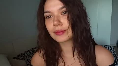Lina online show from June 2026 05:12:02 AM