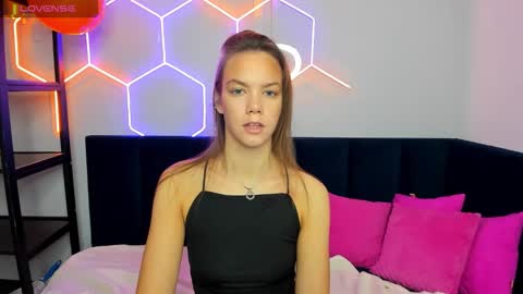 Snapshot of vickie_smith chatting on October 2025 01:28:01 AM vickie_smith online show from October 2025 01:28:01 AM