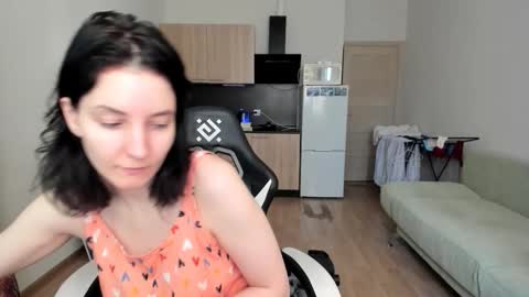 Snapshot of vickie_winters chatting on October 2025 11:33:02 AM Victoria online show from October 2025 11:33:02 AM