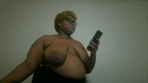 vickiryder56 online show from November 2025 02:37:02 PM