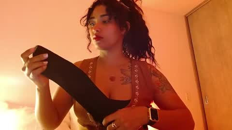 Vicky  online show from April 2026 02:53:01 AM