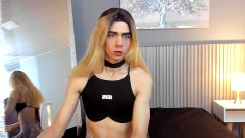 Snapshot of vicky_fant4sy chatting on January 2026 12:10:01 PM Vicky online show from January 2026 12:10:01 PM