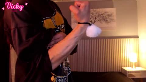 Snapshot of vicky_fant4sy chatting on February 2026 01:48:01 PM Vicky online show from February 2026 01:48:01 PM