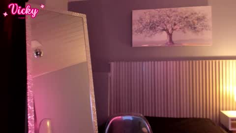 Snapshot of vicky_fant4sy chatting on February 2026 03:05:02 PM Vicky online show from February 2026 03:05:02 PM