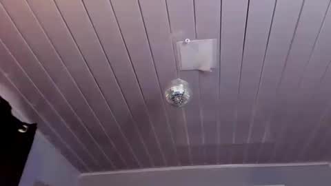  Vicky  online show from March 2026 01:17:01 PM