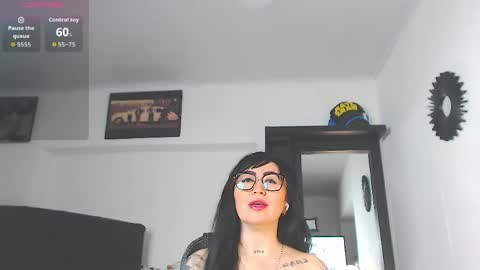 Vicky  online show from April 2026 08:34:01 AM