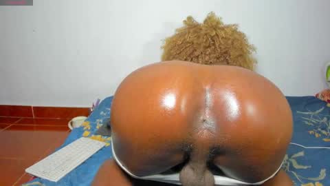 vicky manuela online show from September 2025 02:48:02 AM