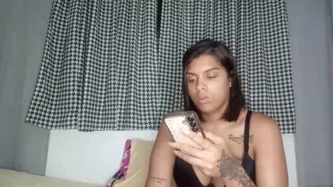 vickyhm22 online show from November 2025 08:27:01 AM