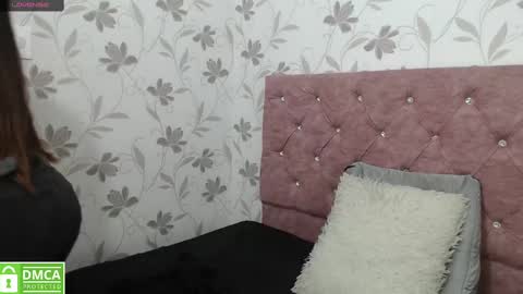 Victoria  online show from February 2025 04:15:01 AM