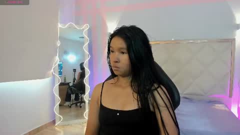 victoria1_tay online show from June 2026 07:13:01 PM