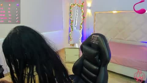 victoria1_tay online show from July 2026 07:05:01 PM
