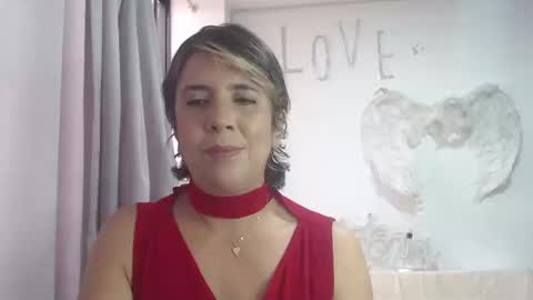 Hi guys   Im victoria  Be the one who can control me in PVT online show from September 2025 03:26:01 PM