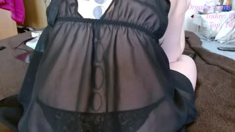 Victoria97 online show from May 2026 02:33:01 PM