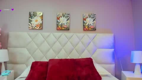 victoria__lee_ online show from May 2026 04:30:02 AM