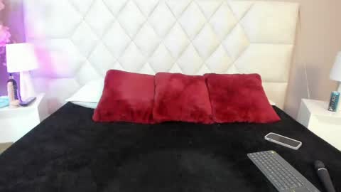 victoria__lee_ online show from May 2026 03:24:02 AM