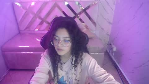 victoria_castillo_b online show from March 2025 09:23:02 AM