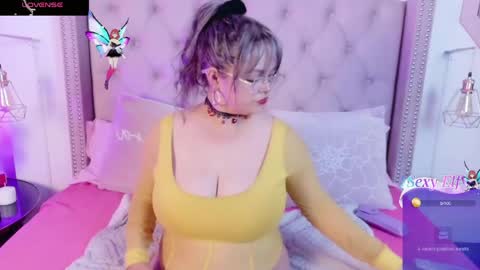victoria_cherry_ online show from May 2026 11:18:02 AM