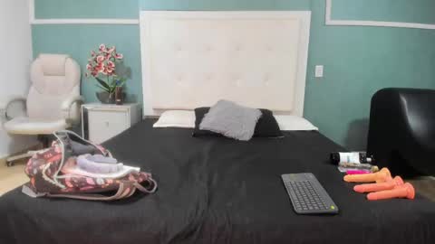    online show from May 2026 12:58:01 PM