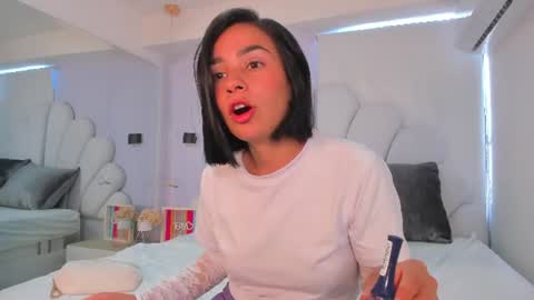 Victoria Darkova online show from July 2026 01:13:01 PM